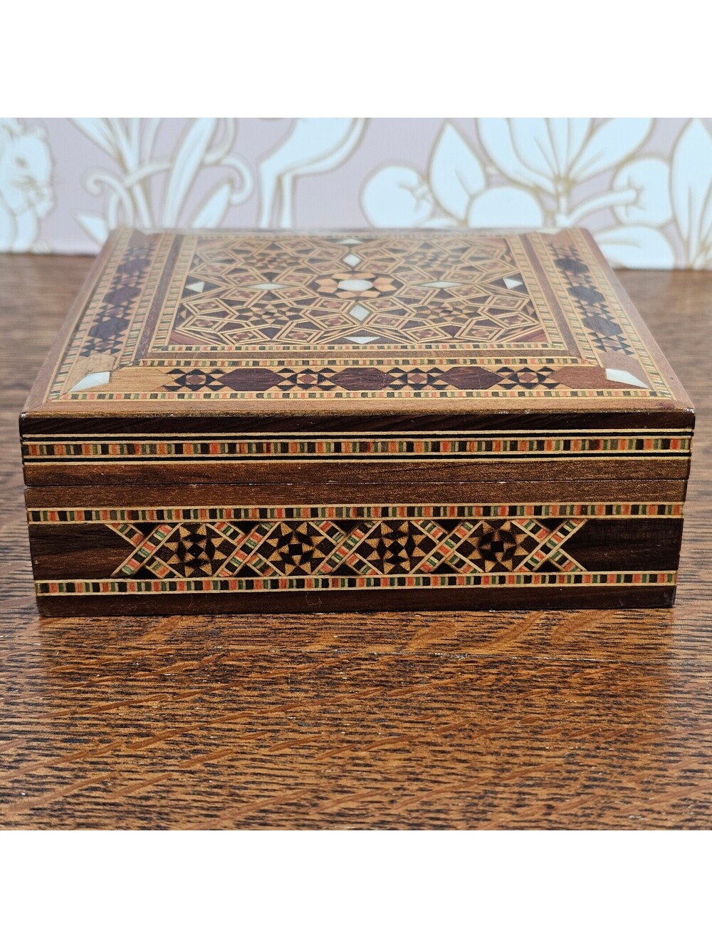 Vintage Damascus Mosaic Wood Jewelry Box Mother of Pearl Inlay 5 Inch - Picture 3 of 14